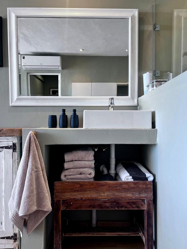 4 Bedroom Property for Sale in Green Point Western Cape